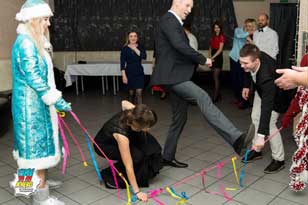 Дед Мороз и Снегурочка на корпоратив на Новый Год заказать в Минске, цена