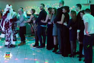 Дед Мороз и Снегурочка на корпоратив на Новый Год заказать в Минске, цена